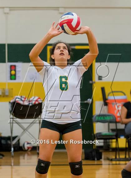Thumbnail 2 in East Central vs Holmes photogallery.