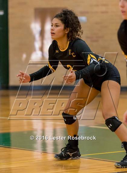 Thumbnail 3 in East Central vs Holmes photogallery.