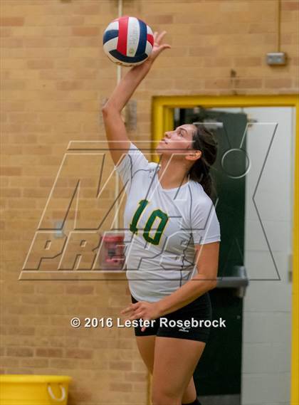 Thumbnail 3 in East Central vs Holmes photogallery.