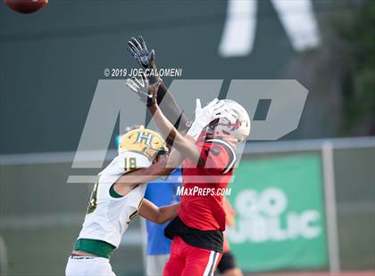 Thumbnail 3 in Stevens [John Paul] vs Holmes photogallery.