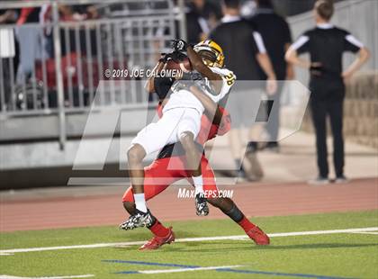 Thumbnail 1 in Stevens [John Paul] vs Holmes photogallery.