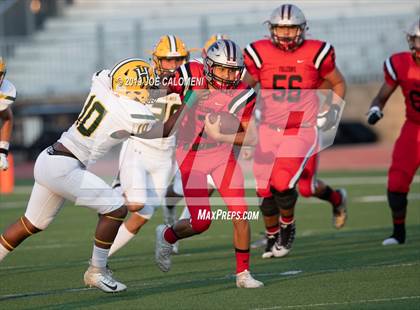Thumbnail 2 in Stevens [John Paul] vs Holmes photogallery.