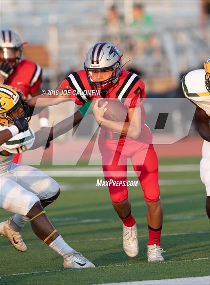 Thumbnail 2 in Stevens [John Paul] vs Holmes photogallery.