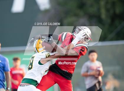 Thumbnail 2 in Stevens [John Paul] vs Holmes photogallery.