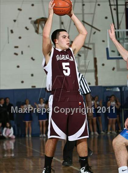 Thumbnail 3 in Valhalla @ Blind Brook photogallery.