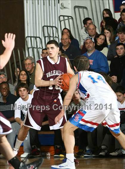 Thumbnail 3 in Valhalla @ Blind Brook photogallery.
