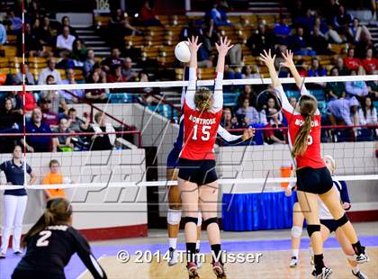 Thumbnail 1 in Montrose vs. Valor Christian (CHSAA 4A Playoff) photogallery.