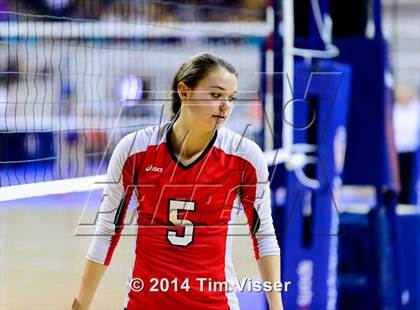 Thumbnail 3 in Montrose vs. Valor Christian (CHSAA 4A Playoff) photogallery.