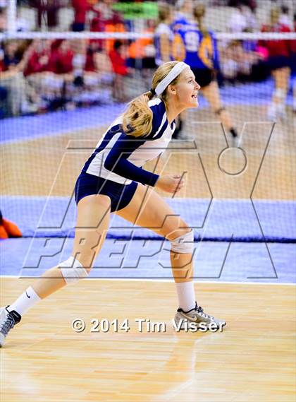 Thumbnail 2 in Montrose vs. Valor Christian (CHSAA 4A Playoff) photogallery.
