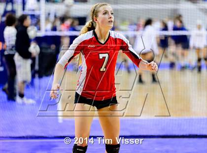 Thumbnail 2 in Montrose vs. Valor Christian (CHSAA 4A Playoff) photogallery.