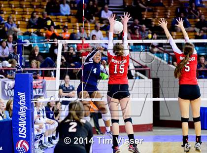 Thumbnail 2 in Montrose vs. Valor Christian (CHSAA 4A Playoff) photogallery.