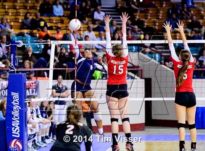 Thumbnail 1 in Montrose vs. Valor Christian (CHSAA 4A Playoff) photogallery.