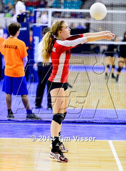 Thumbnail 2 in Montrose vs. Valor Christian (CHSAA 4A Playoff) photogallery.