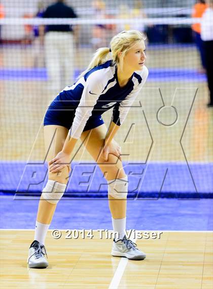 Thumbnail 1 in Montrose vs. Valor Christian (CHSAA 4A Playoff) photogallery.