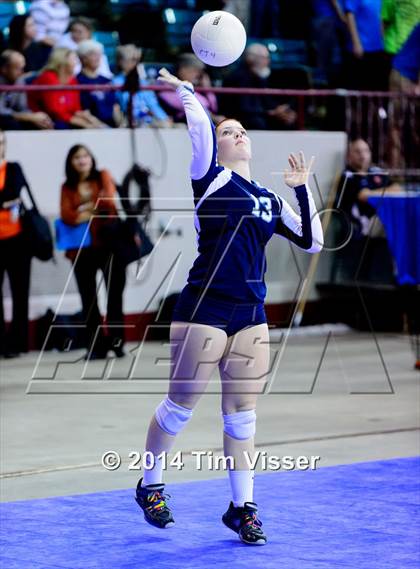 Thumbnail 3 in Montrose vs. Valor Christian (CHSAA 4A Playoff) photogallery.