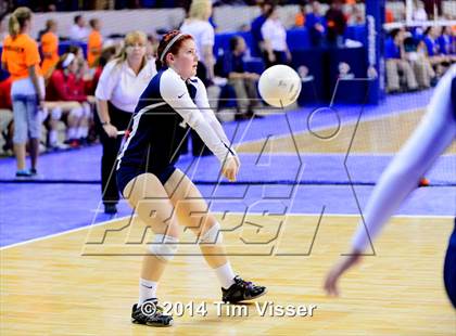 Thumbnail 3 in Montrose vs. Valor Christian (CHSAA 4A Playoff) photogallery.