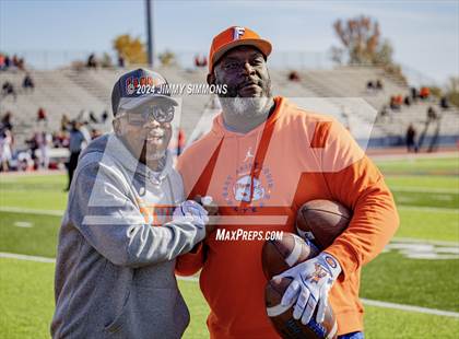 Thumbnail 2 in Springfield @ East St. Louis (IHSA 6A first round) photogallery.