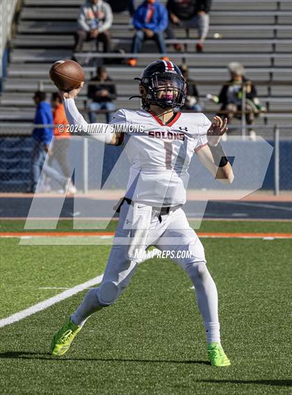 Thumbnail 1 in Springfield @ East St. Louis (IHSA 6A first round) photogallery.