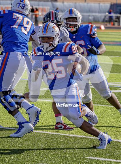 Thumbnail 1 in Springfield @ East St. Louis (IHSA 6A first round) photogallery.