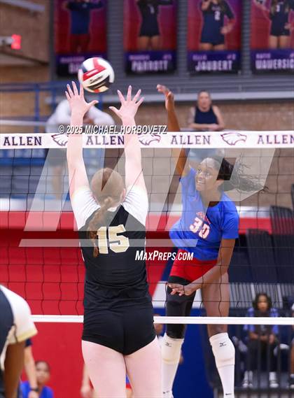 Thumbnail 1 in Plano East @ Allen photogallery.