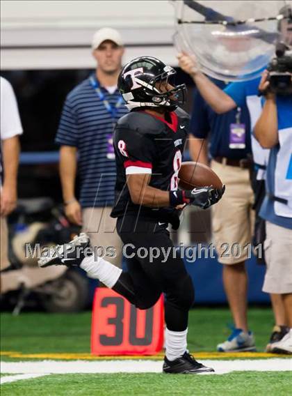 Thumbnail 1 in Trinity vs. Shiloh Christian (Kirk Herbstreit National Kickoff Classic) photogallery.