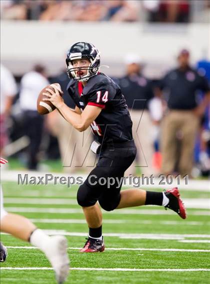 Thumbnail 2 in Trinity vs. Shiloh Christian (Kirk Herbstreit National Kickoff Classic) photogallery.