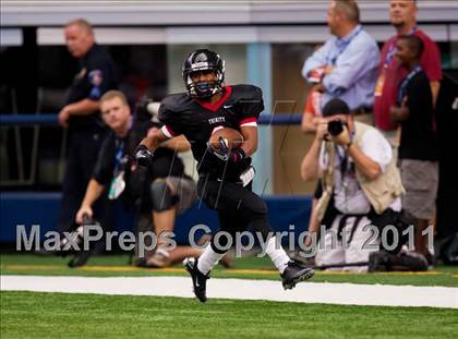 Thumbnail 2 in Trinity vs. Shiloh Christian (Kirk Herbstreit National Kickoff Classic) photogallery.