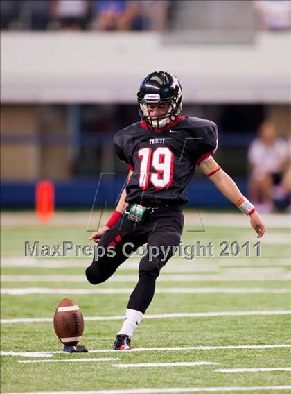 Thumbnail 1 in Trinity vs. Shiloh Christian (Kirk Herbstreit National Kickoff Classic) photogallery.