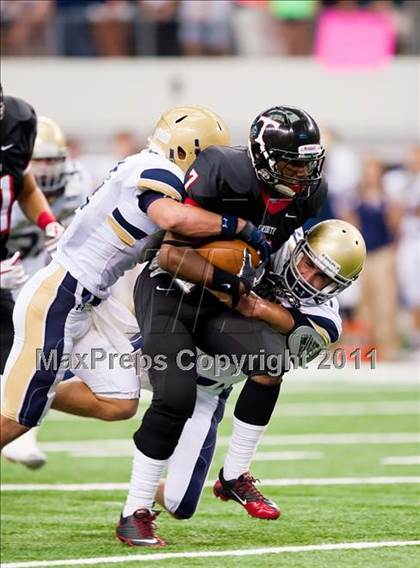 Thumbnail 2 in Trinity vs. Shiloh Christian (Kirk Herbstreit National Kickoff Classic) photogallery.
