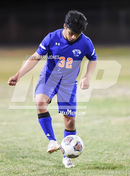 Thumbnail 3 in Blue Ridge @ Chino Valley (AIA 2A Semifinal)  photogallery.