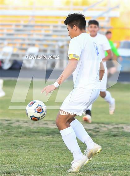 Thumbnail 2 in Blue Ridge @ Chino Valley (AIA 2A Semifinal)  photogallery.