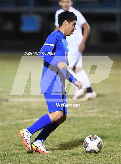 Thumbnail 3 in Blue Ridge @ Chino Valley (AIA 2A Semifinal)  photogallery.