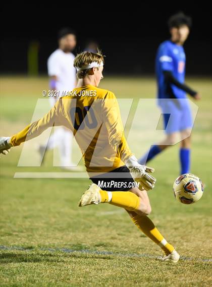 Thumbnail 3 in Blue Ridge @ Chino Valley (AIA 2A Semifinal)  photogallery.