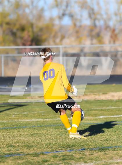 Thumbnail 3 in Blue Ridge @ Chino Valley (AIA 2A Semifinal)  photogallery.