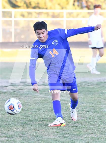 Thumbnail 3 in Blue Ridge @ Chino Valley (AIA 2A Semifinal)  photogallery.