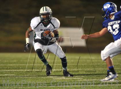 Thumbnail 2 in Gunter vs. Scurry-Rosser (UIL 2A Area Playoff) photogallery.