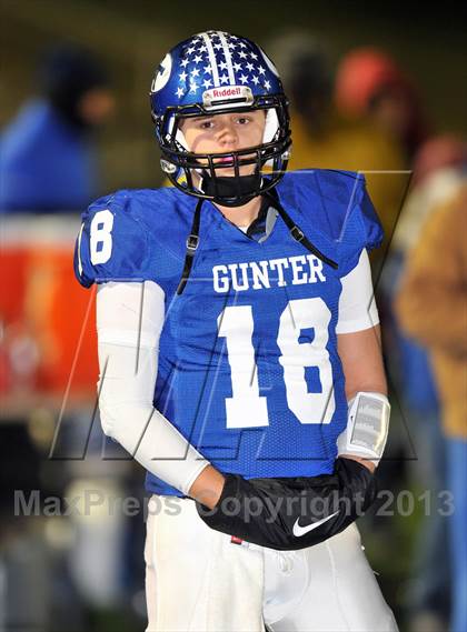 Thumbnail 2 in Gunter vs. Scurry-Rosser (UIL 2A Area Playoff) photogallery.