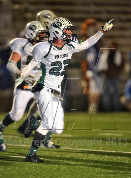 Thumbnail 2 in Gunter vs. Scurry-Rosser (UIL 2A Area Playoff) photogallery.