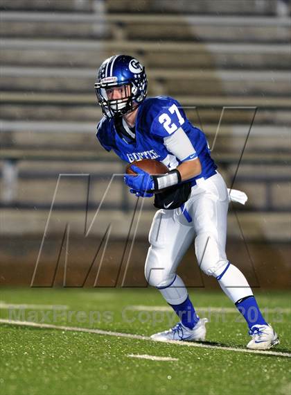 Thumbnail 3 in Gunter vs. Scurry-Rosser (UIL 2A Area Playoff) photogallery.