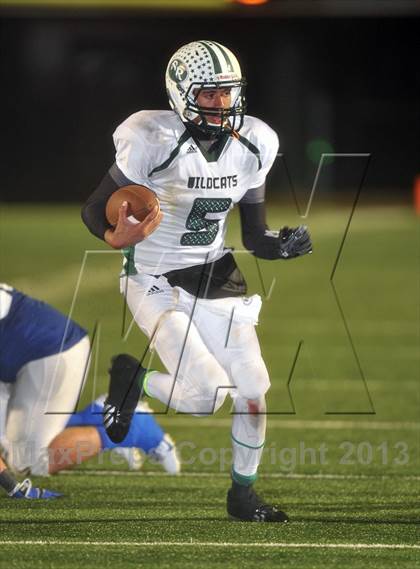 Thumbnail 2 in Gunter vs. Scurry-Rosser (UIL 2A Area Playoff) photogallery.