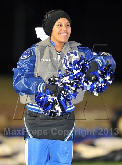 Thumbnail 2 in Gunter vs. Scurry-Rosser (UIL 2A Area Playoff) photogallery.
