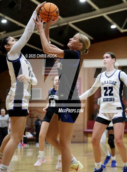Thumbnail 1 in Catalina Foothills vs Paradise Honors (Salpointe Cactus Clash) photogallery.