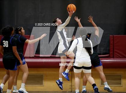 Thumbnail 1 in Catalina Foothills vs Paradise Honors (Salpointe Cactus Clash) photogallery.