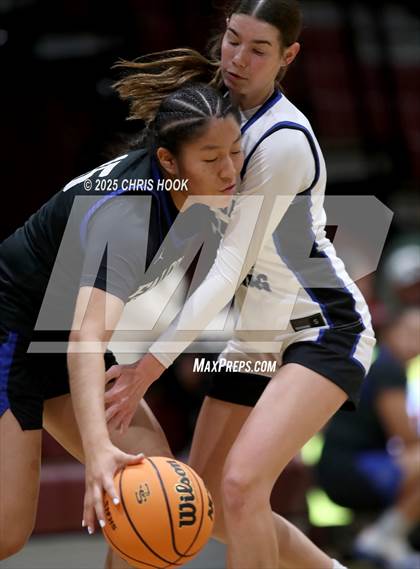 Thumbnail 2 in Catalina Foothills vs Paradise Honors (Salpointe Cactus Clash) photogallery.
