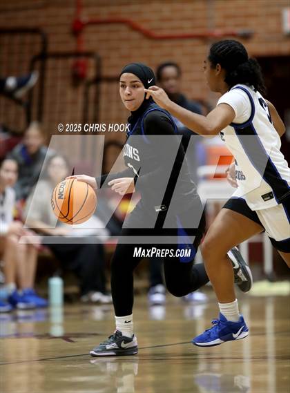 Thumbnail 1 in Catalina Foothills vs Paradise Honors (Salpointe Cactus Clash) photogallery.