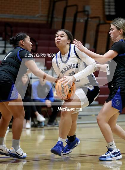 Thumbnail 2 in Catalina Foothills vs Paradise Honors (Salpointe Cactus Clash) photogallery.