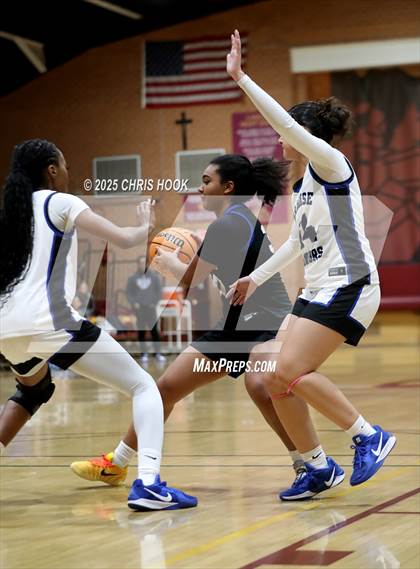 Thumbnail 1 in Catalina Foothills vs Paradise Honors (Salpointe Cactus Clash) photogallery.