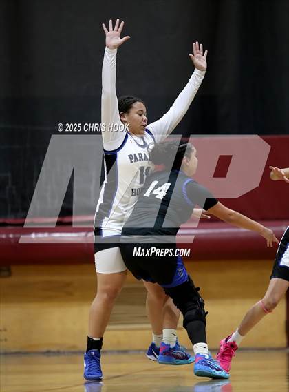 Thumbnail 2 in Catalina Foothills vs Paradise Honors (Salpointe Cactus Clash) photogallery.