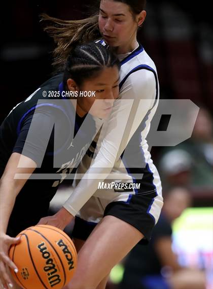 Thumbnail 3 in Catalina Foothills vs Paradise Honors (Salpointe Cactus Clash) photogallery.
