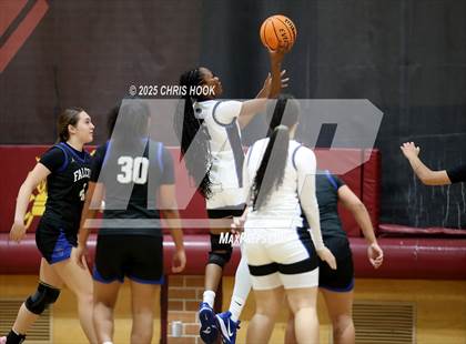 Thumbnail 3 in Catalina Foothills vs Paradise Honors (Salpointe Cactus Clash) photogallery.